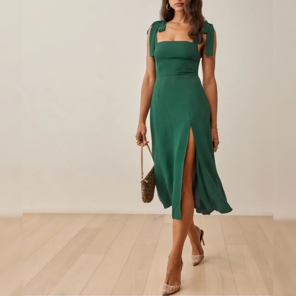Reformation Dresses & Skirts - 💚Reformation Emerald Dress